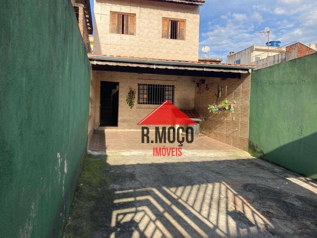 Sobrado à venda com 3 quartos, 120m² - Foto 1