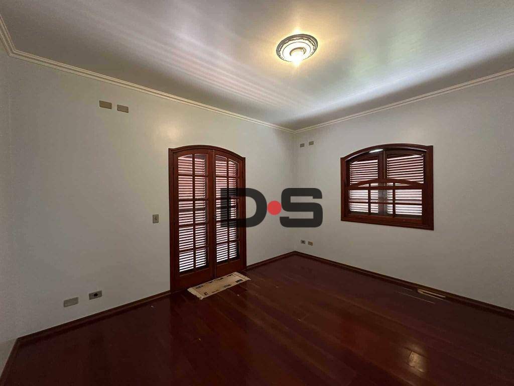 Sobrado à venda com 3 quartos, 254m² - Foto 12