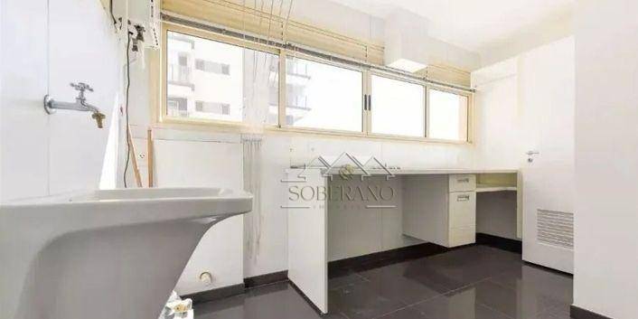 Apartamento à venda com 2 quartos, 110m² - Foto 18