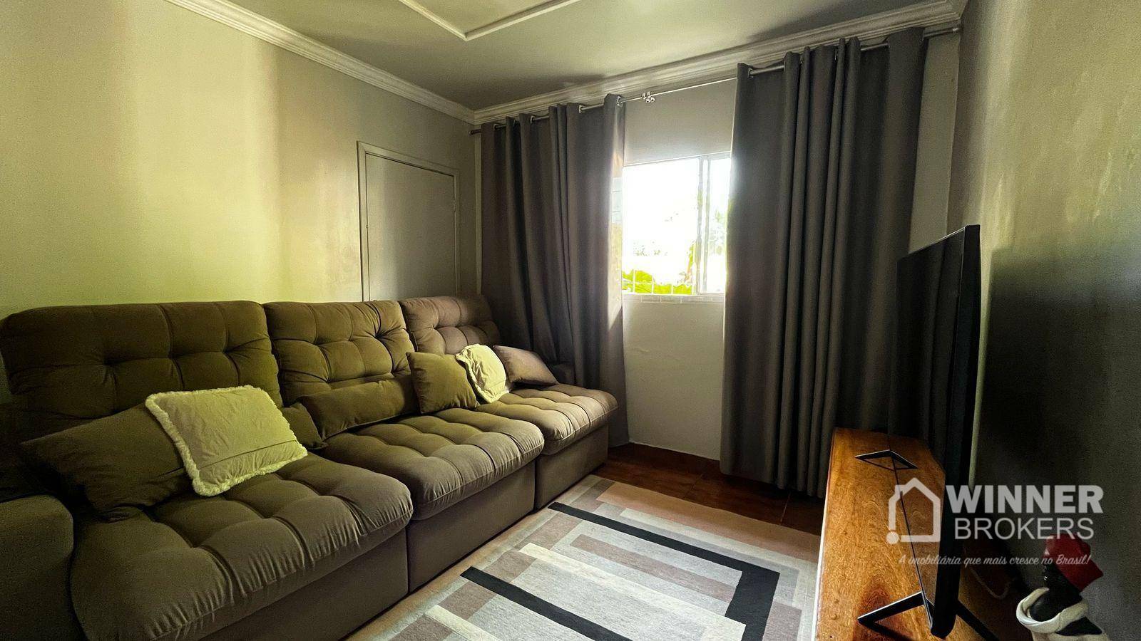 Casa à venda com 3 quartos, 180m² - Foto 2