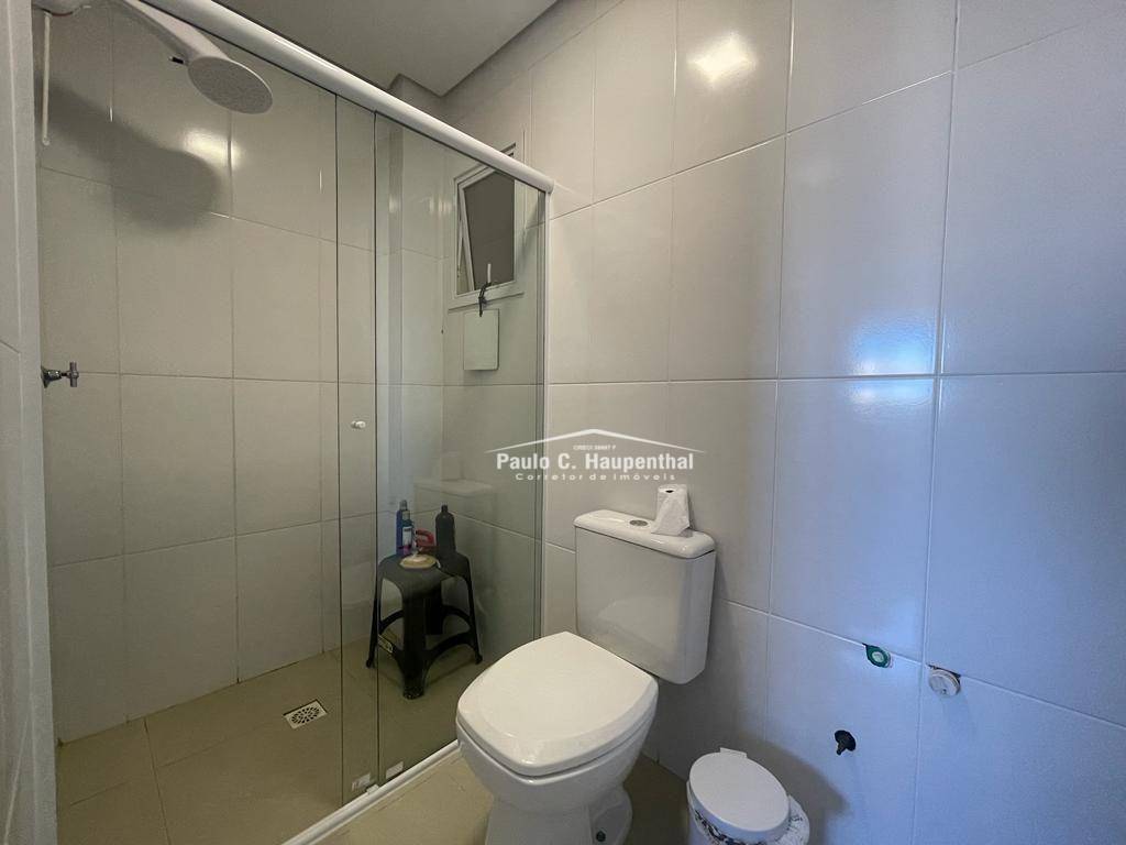 Apartamento à venda com 2 quartos, 80m² - Foto 3