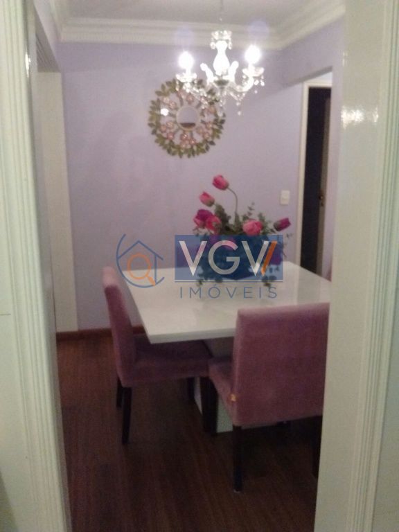 Apartamento à venda com 3 quartos, 76m² - Foto 2