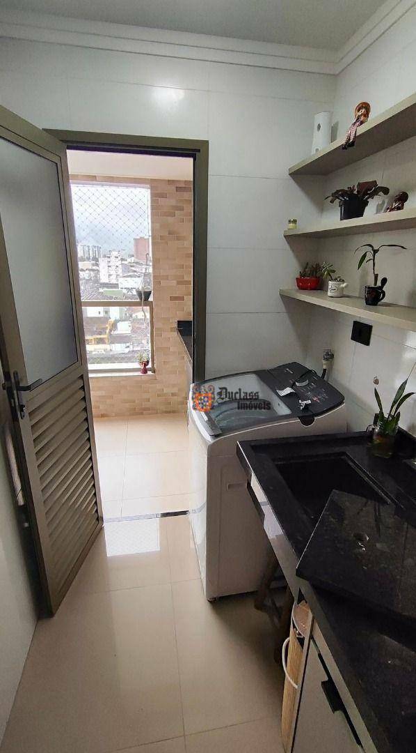 Apartamento à venda com 2 quartos, 63m² - Foto 2