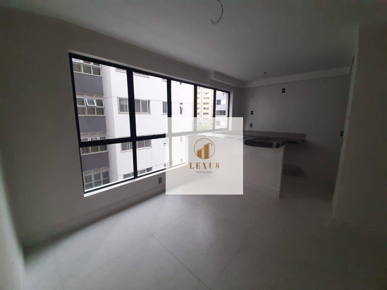 Apartamento à venda com 3 quartos, 81m² - Foto 3