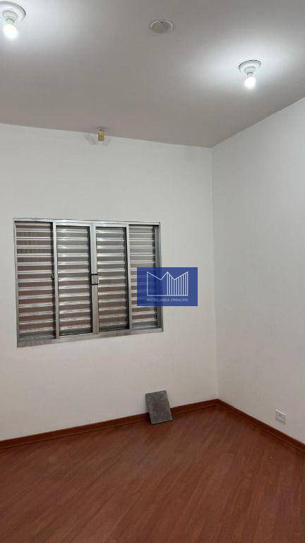 Sobrado para alugar com 6 quartos, 254m² - Foto 9