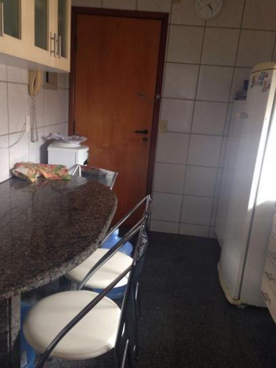 Apartamento à venda com 3 quartos, 92m² - Foto 9