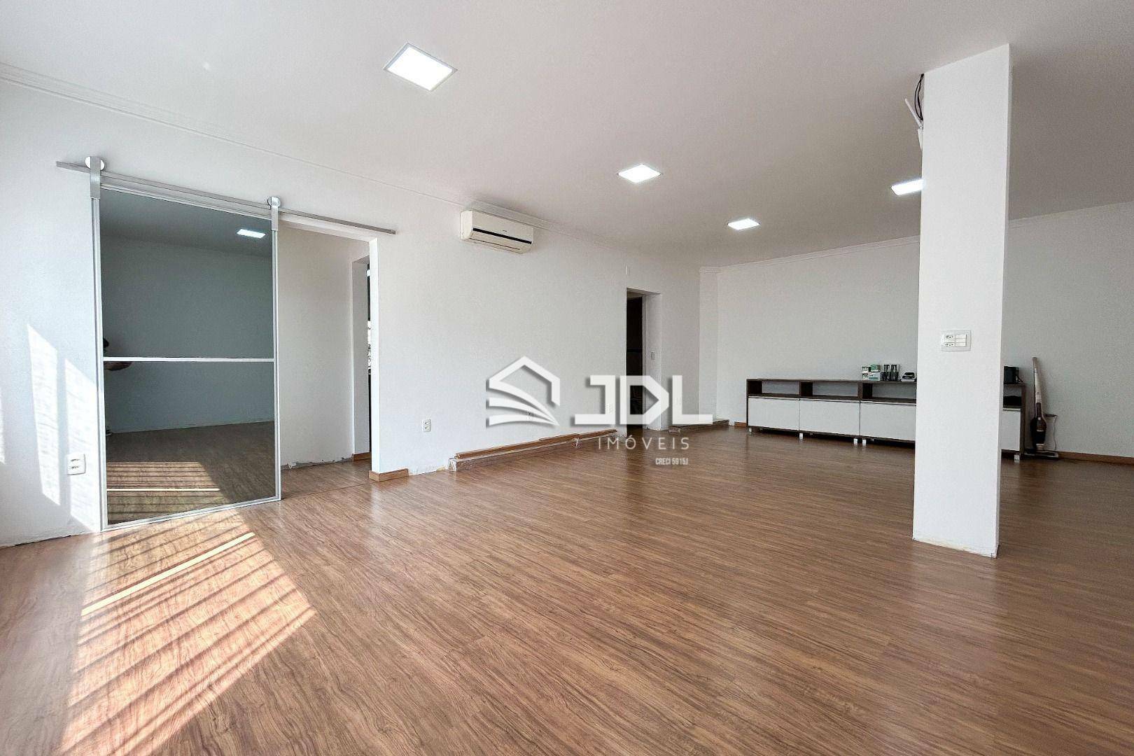 Casa à venda com 3 quartos, 404m² - Foto 7