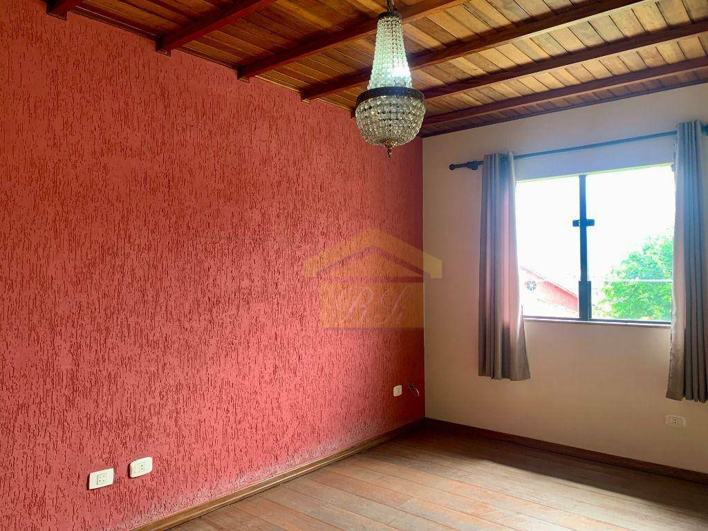 Casa para alugar com 2 quartos, 180m² - Foto 10