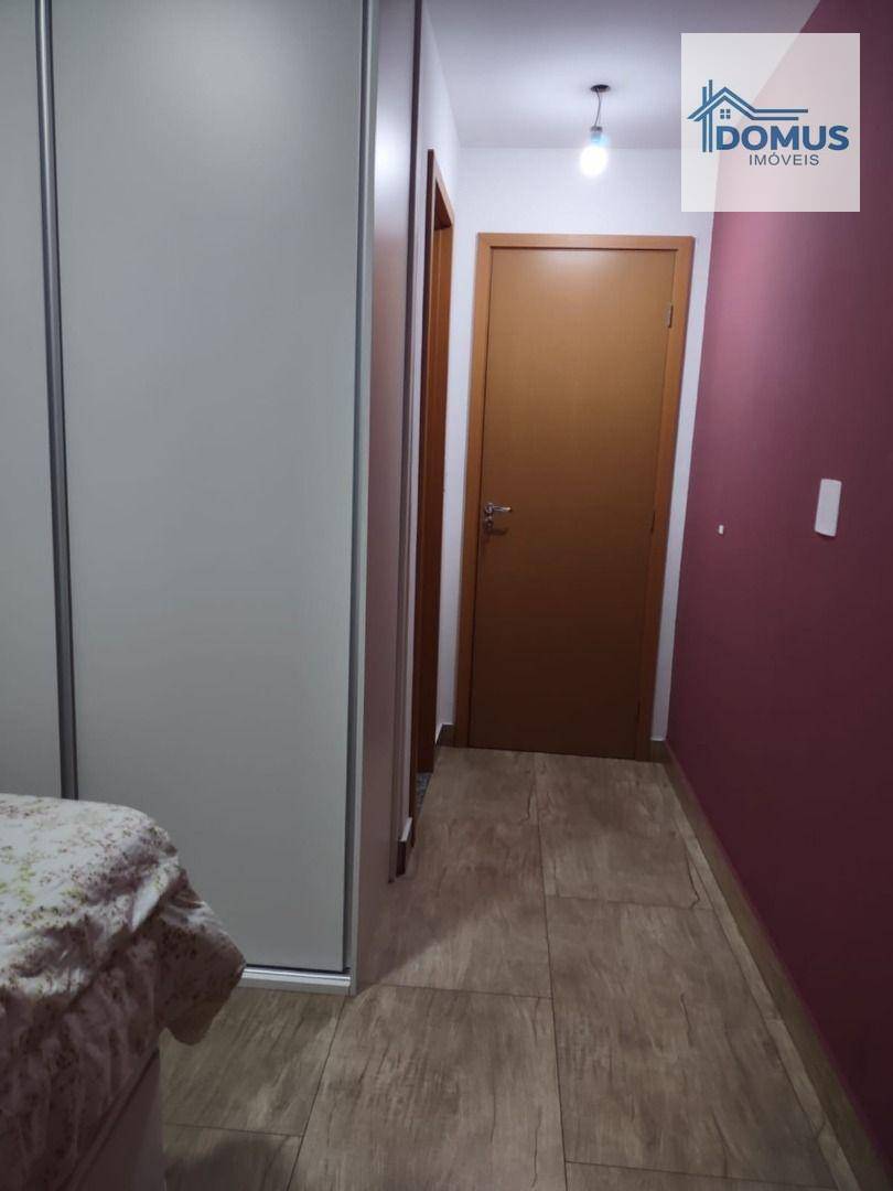 Apartamento à venda com 3 quartos, 81m² - Foto 12