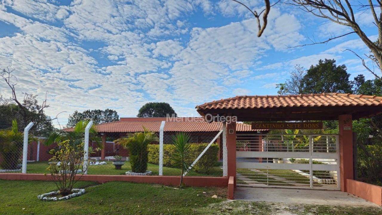 Chácara, 3 quartos, 1000 m² - Foto 1