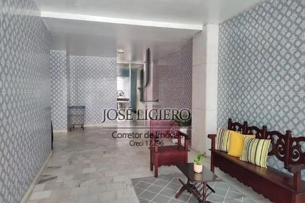 Apartamento à venda com 2 quartos, 75m² - Foto 9