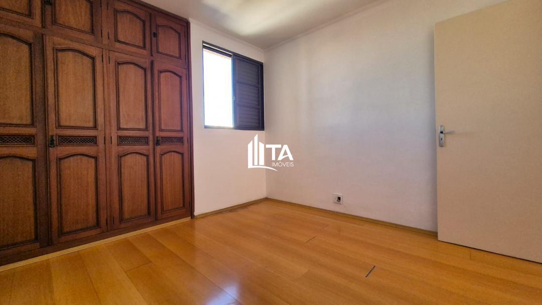 Apartamento à venda com 2 quartos, 65m² - Foto 18