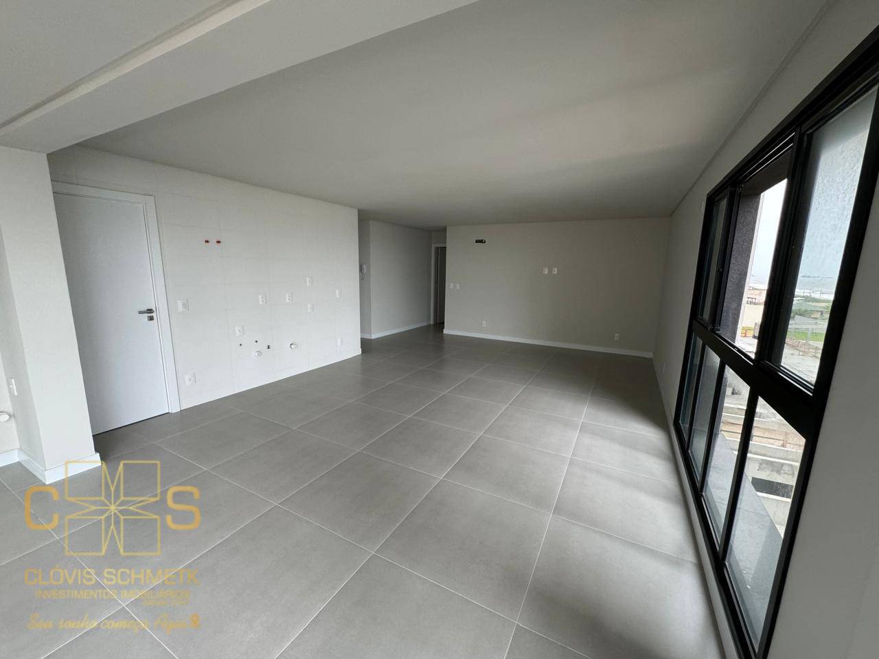 Apartamento à venda com 3 quartos, 99m² - Foto 3