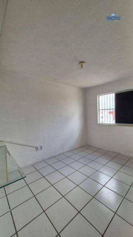 Apartamento para alugar com 2 quartos, 50m² - Foto 15