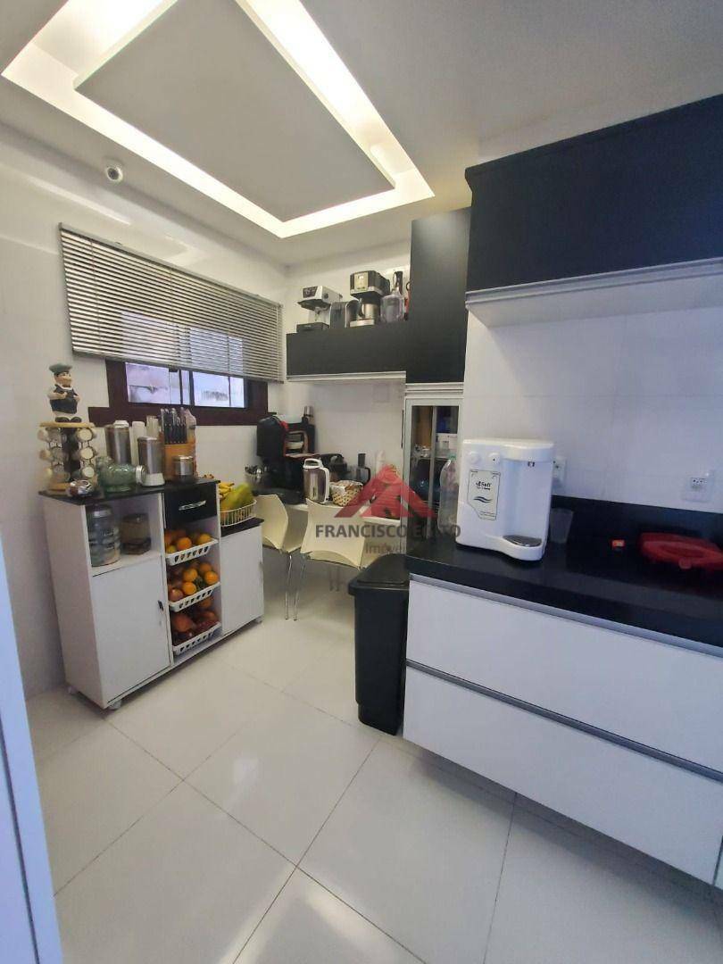 Casa de Condomínio à venda com 3 quartos, 343m² - Foto 20