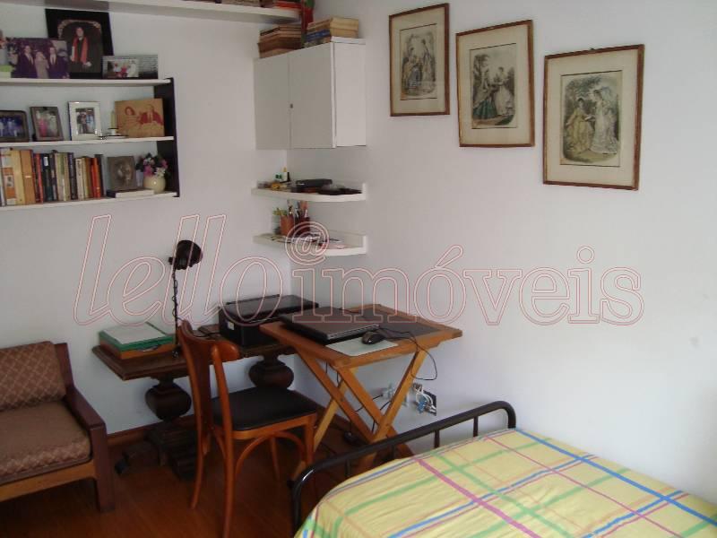 Apartamento à venda com 3 quartos, 131m² - Foto 8