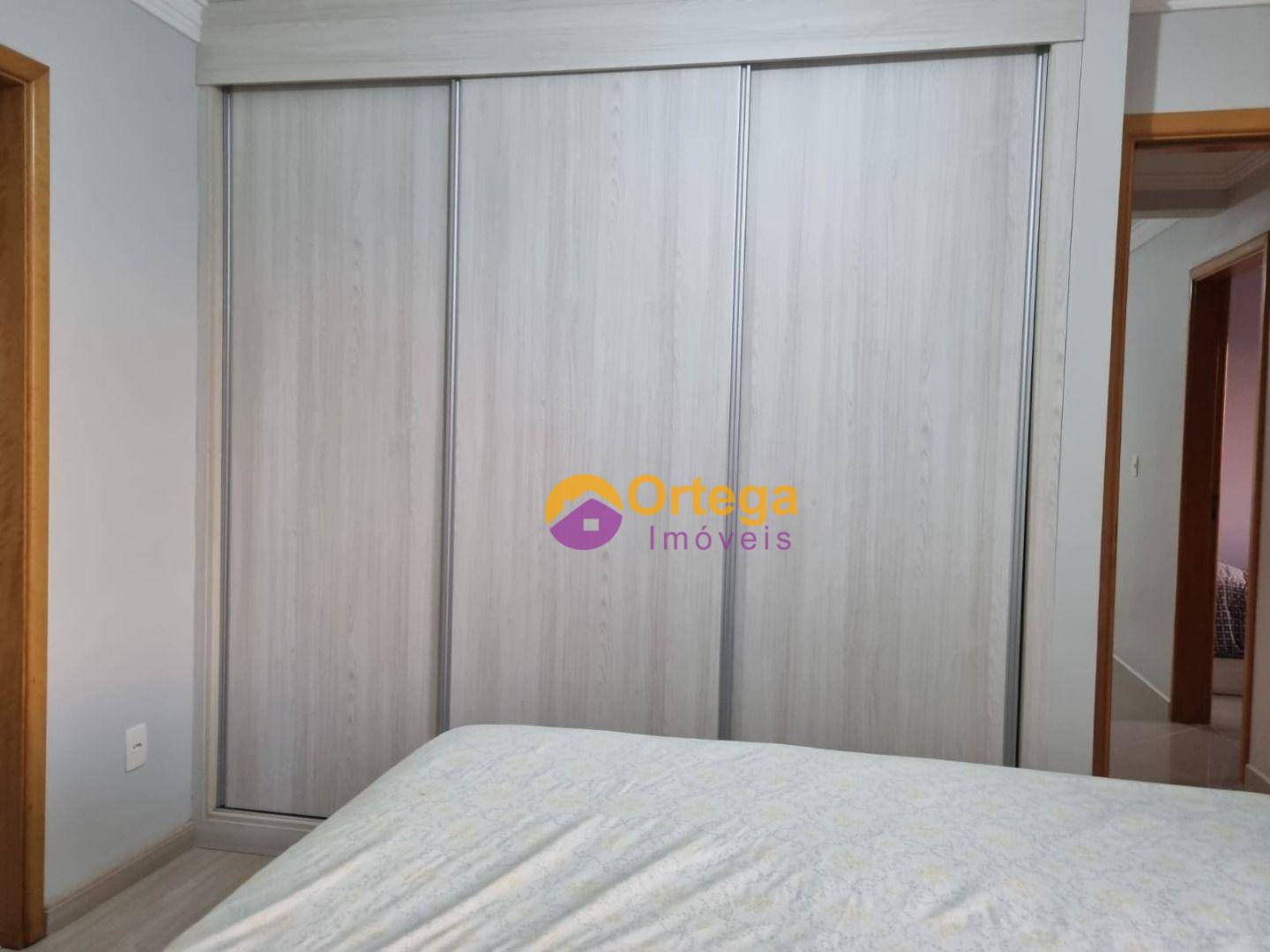 Apartamento à venda com 3 quartos, 95m² - Foto 3