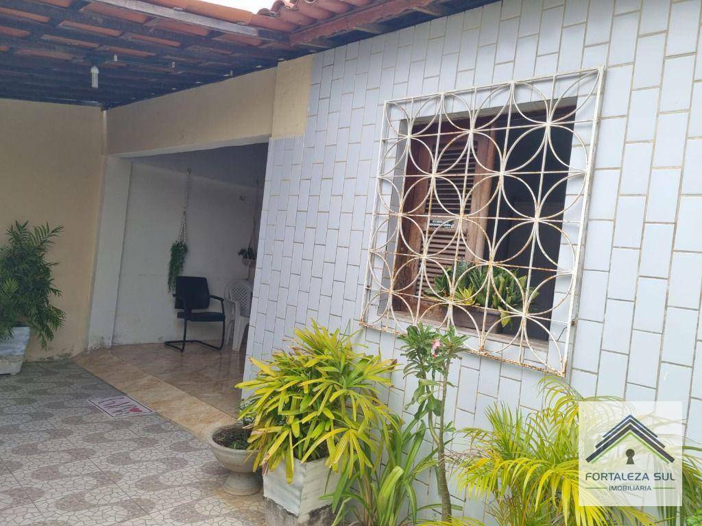 Casa à venda com 2 quartos, 140m² - Foto 5