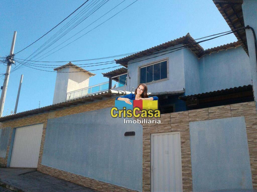 Casa à venda com 4 quartos, 300m² - Foto 1