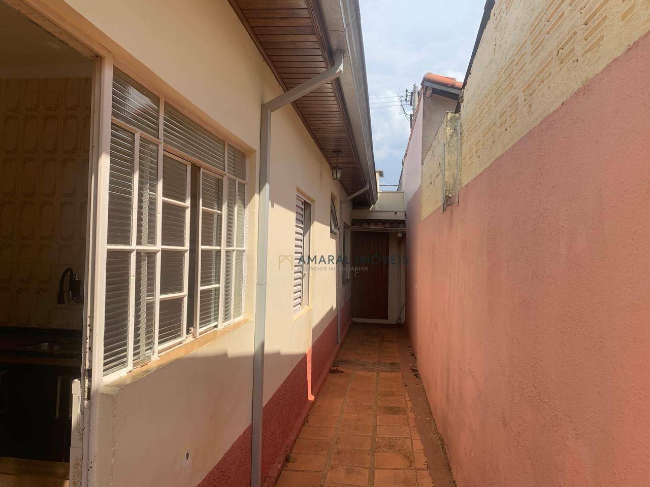 Casa à venda e aluguel com 4 quartos, 200m² - Foto 15