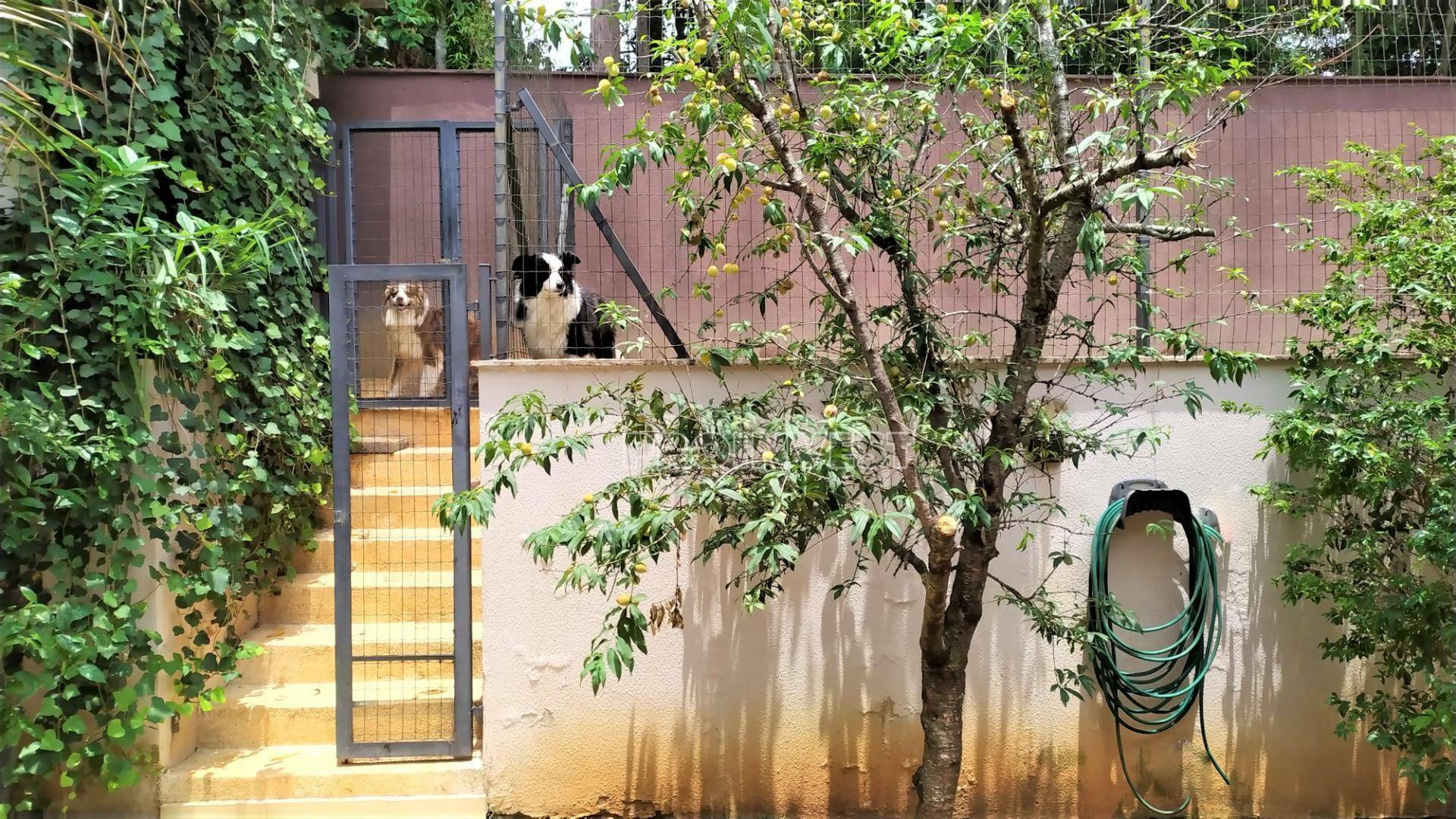 Casa de Condomínio à venda com 4 quartos, 400m² - Foto 41