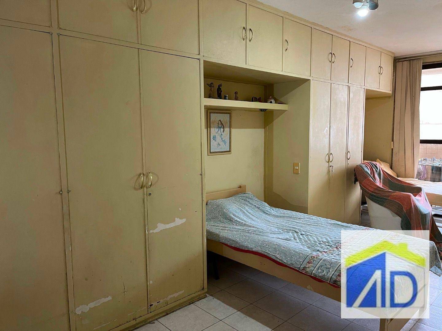 Apartamento à venda com 3 quartos, 191m² - Foto 27