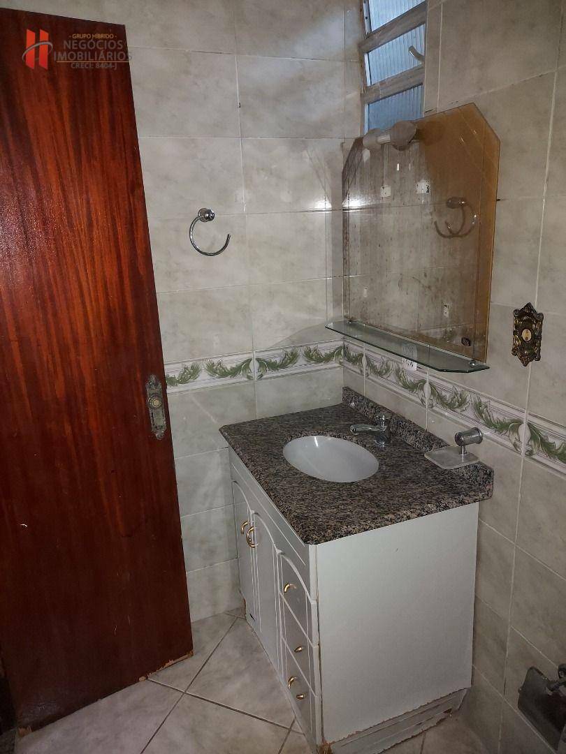 Casa à venda com 5 quartos, 225m² - Foto 49