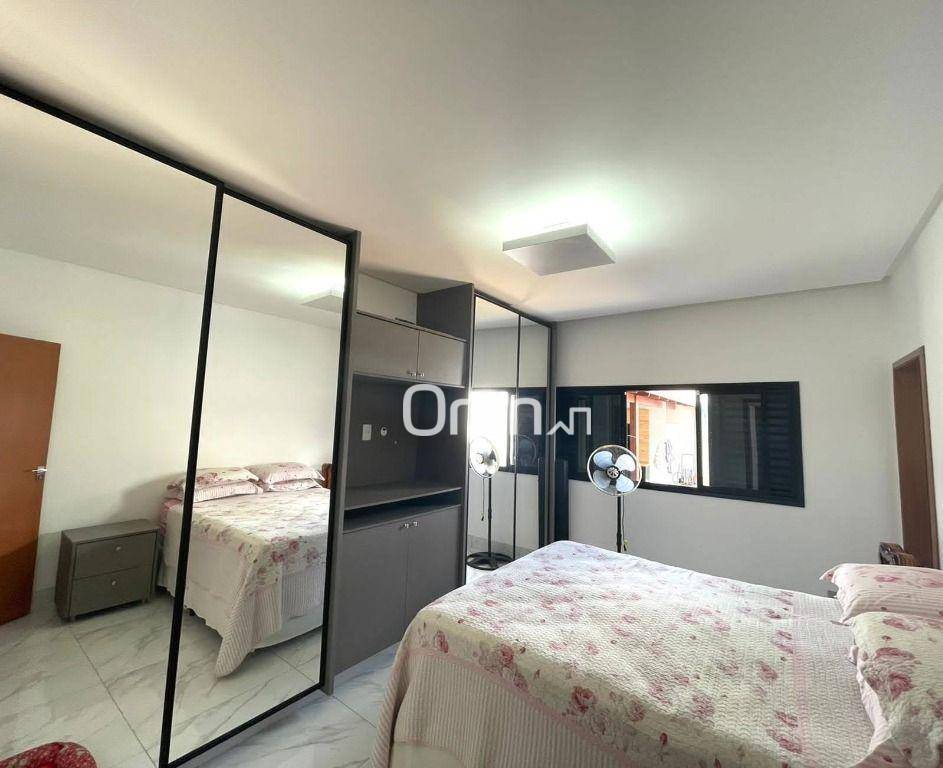 Casa à venda com 3 quartos, 180m² - Foto 3