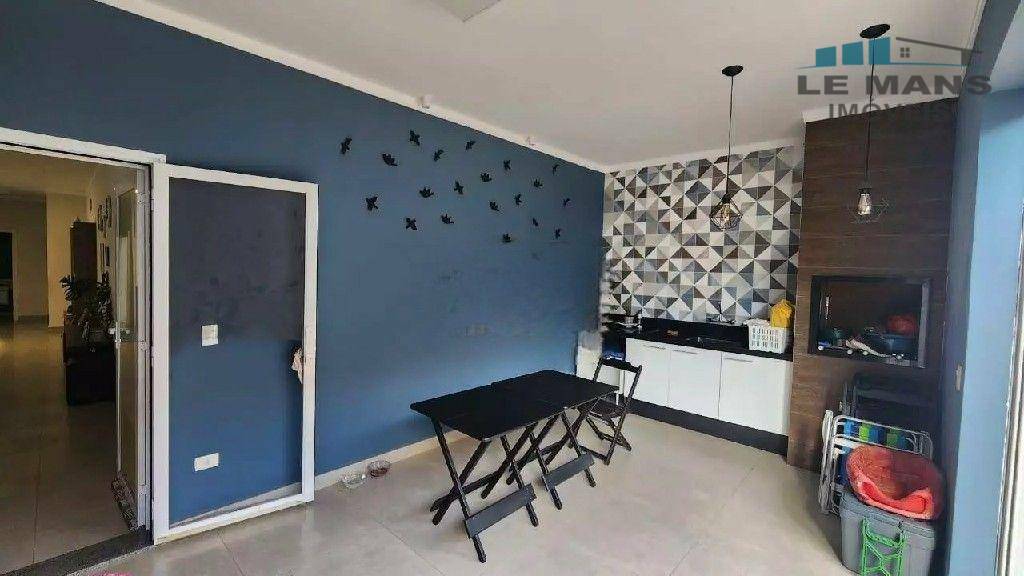 Casa de Condomínio à venda com 3 quartos, 220m² - Foto 10