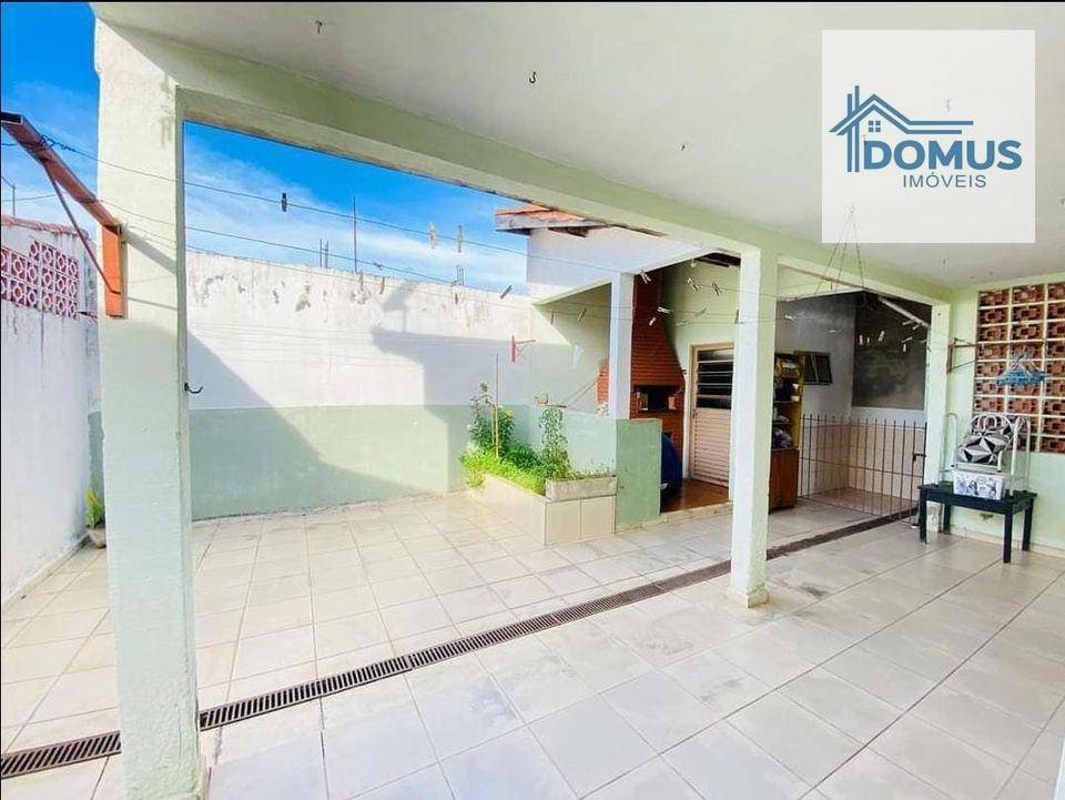 Casa à venda com 3 quartos, 120m² - Foto 10