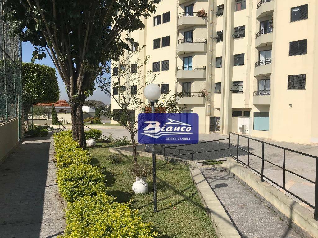 Apartamento à venda com 2 quartos, 62m² - Foto 17