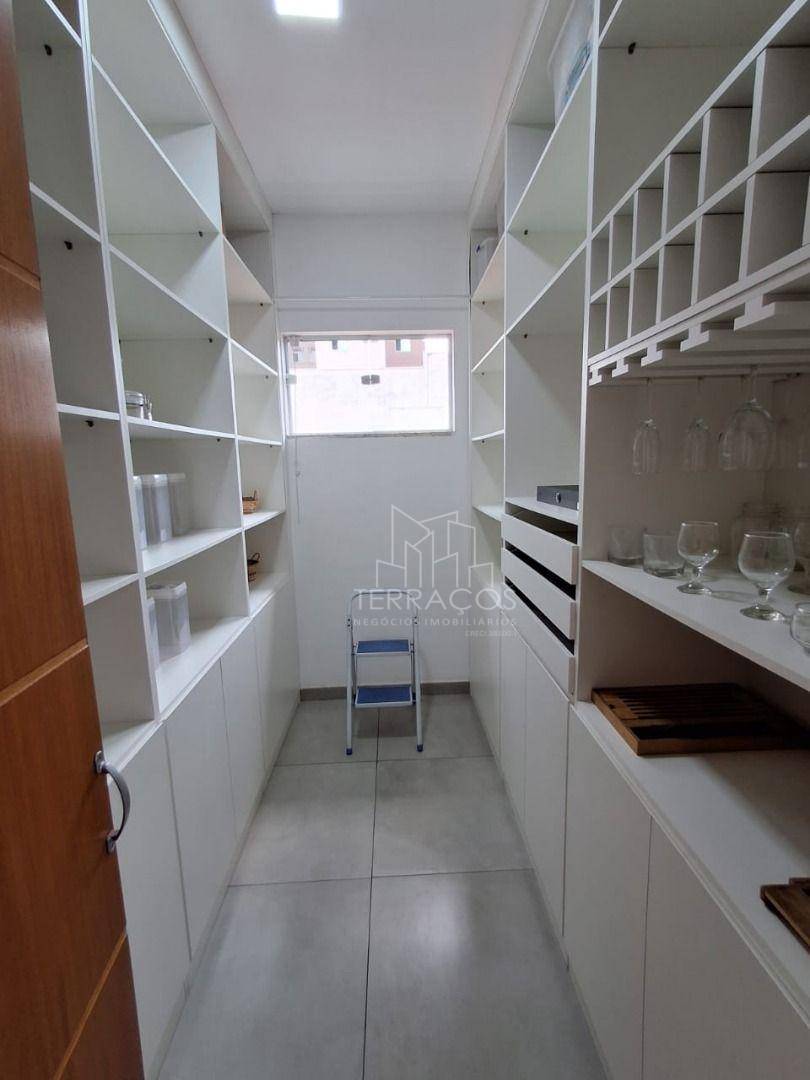 Sobrado à venda com 3 quartos, 250m² - Foto 10