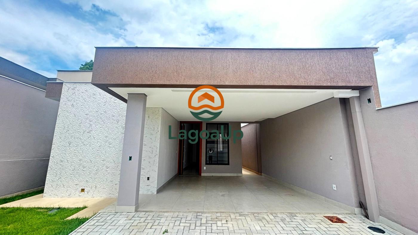 Casa à venda com 4 quartos, 132m² - Foto 2