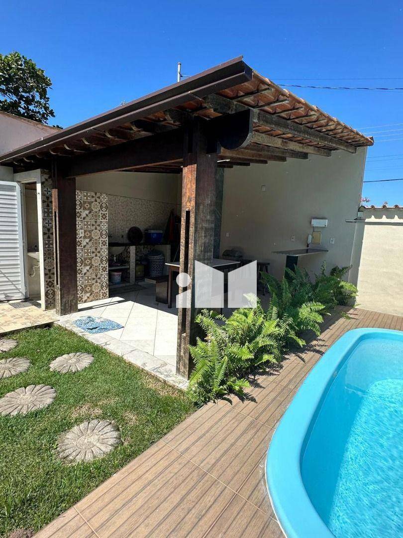 Casa à venda com 3 quartos, 280M2 - Foto 1