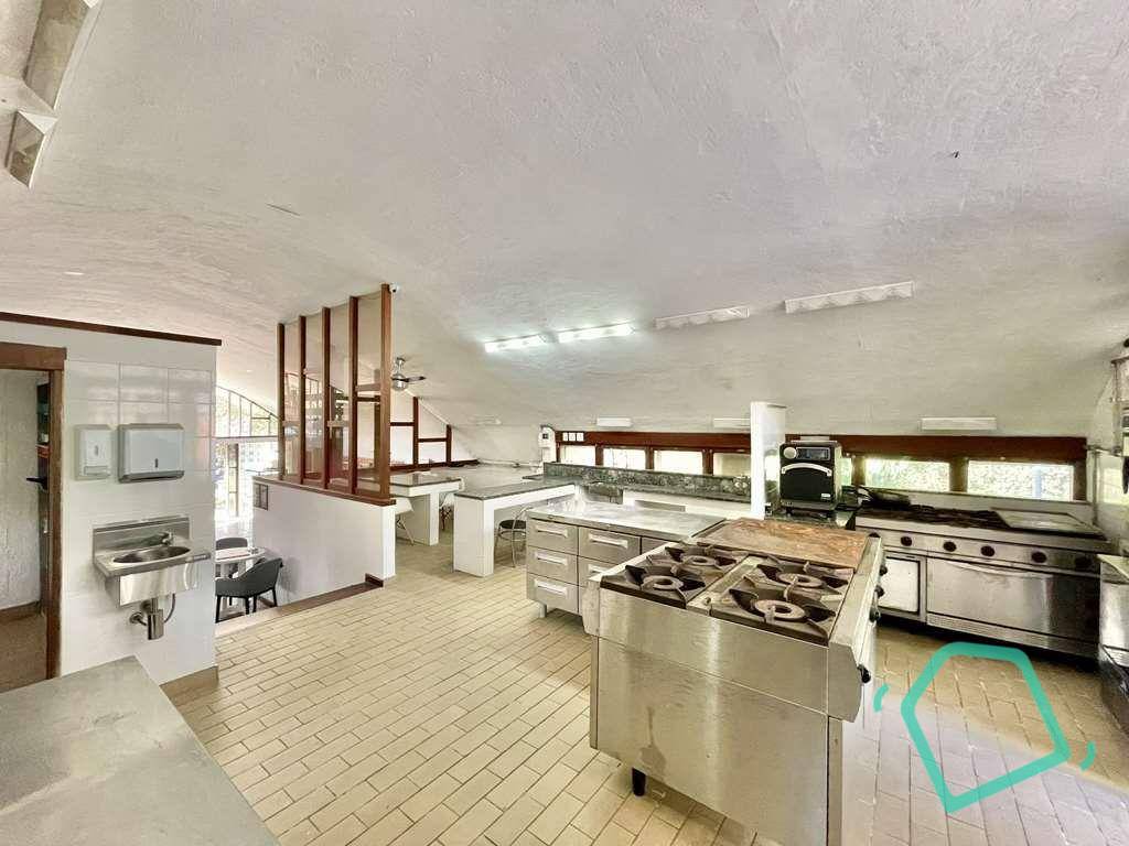 Casa à venda com 4 quartos, 253m² - Foto 51