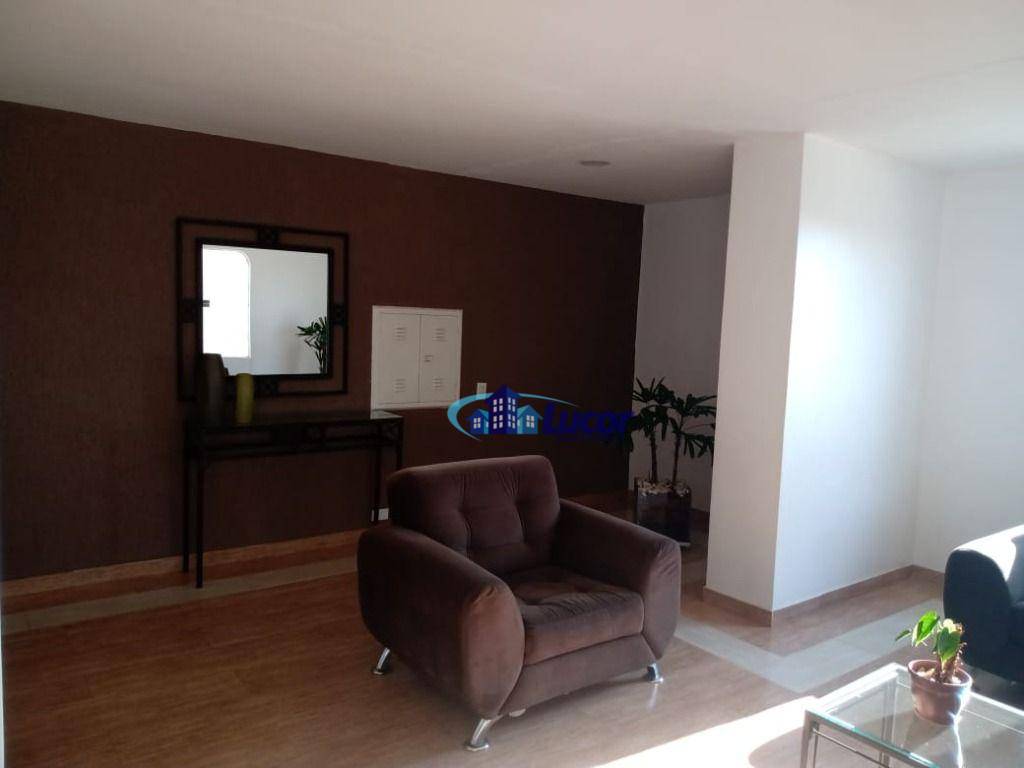 Apartamento à venda com 2 quartos, 68m² - Foto 2