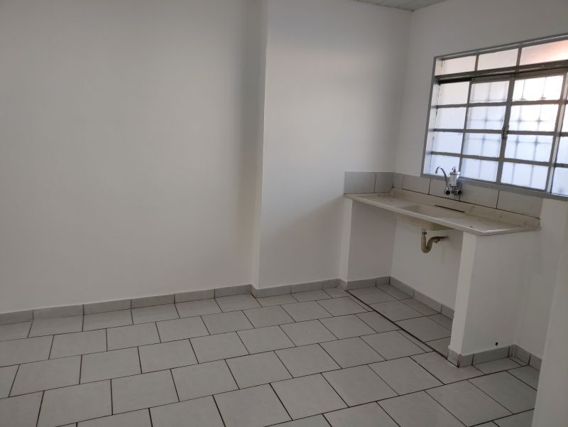 Casa para alugar com 2 quartos, 120m² - Foto 15