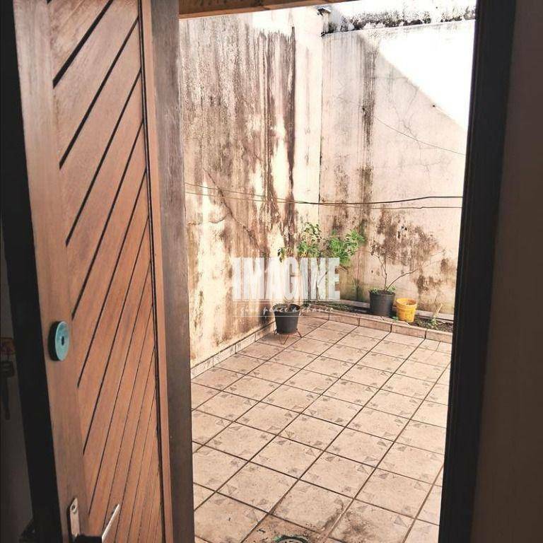 Sobrado para alugar com 2 quartos, 100m² - Foto 11