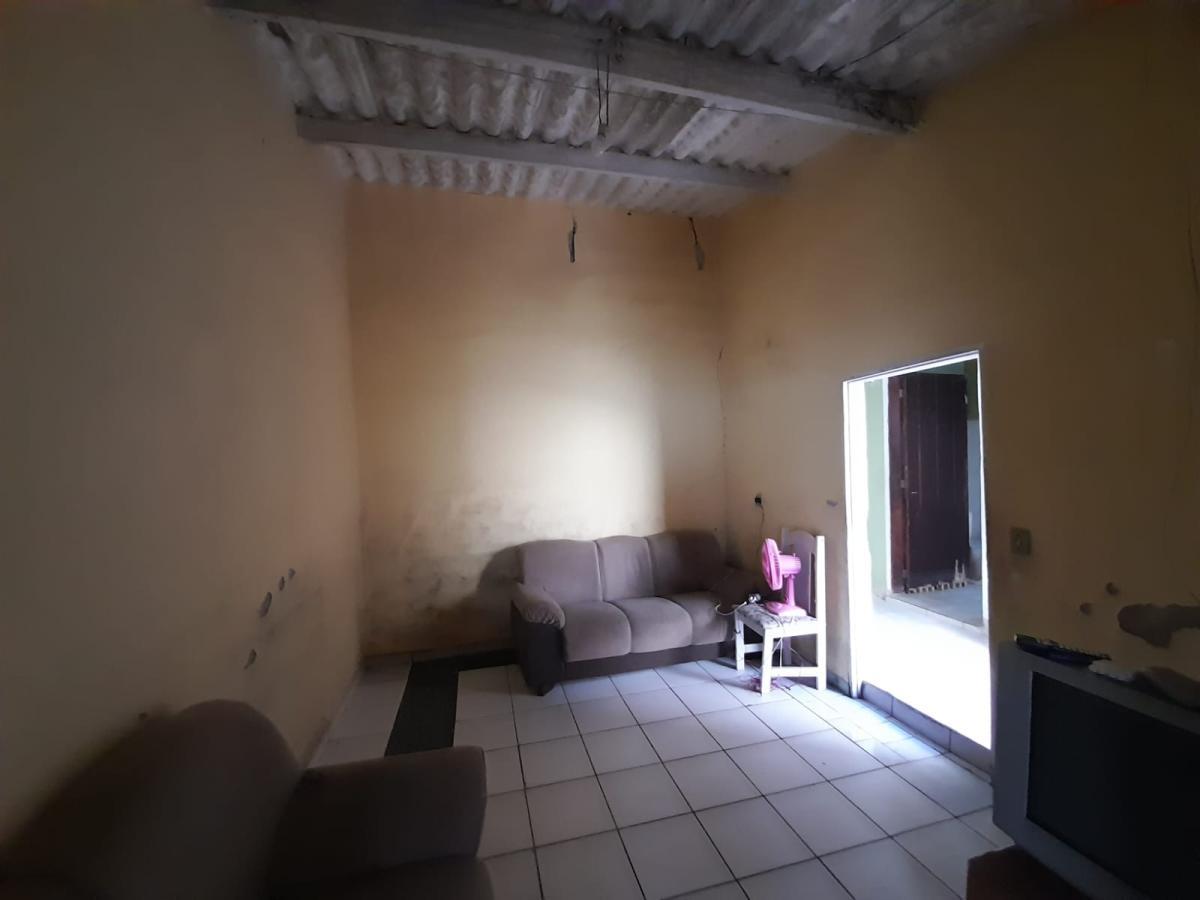 Casa à venda com 3 quartos, 250m² - Foto 2