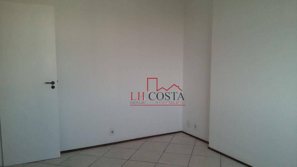 Apartamento à venda com 2 quartos, 65m² - Foto 15