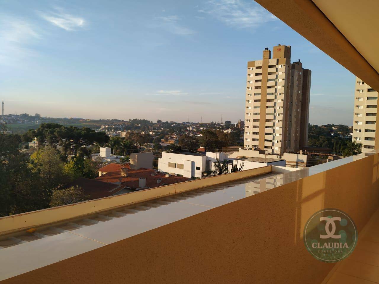 Apartamento à venda com 3 quartos, 188m² - Foto 10