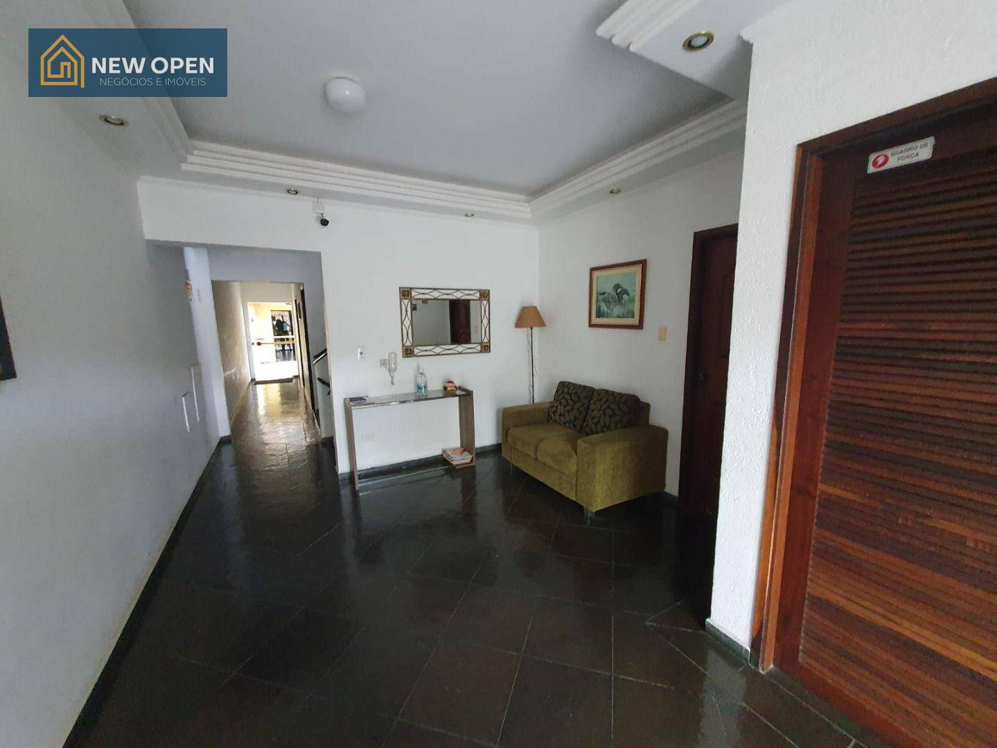 Apartamento à venda com 1 quarto, 81m² - Foto 2