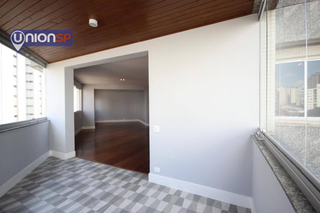 Apartamento à venda com 3 quartos, 244m² - Foto 19