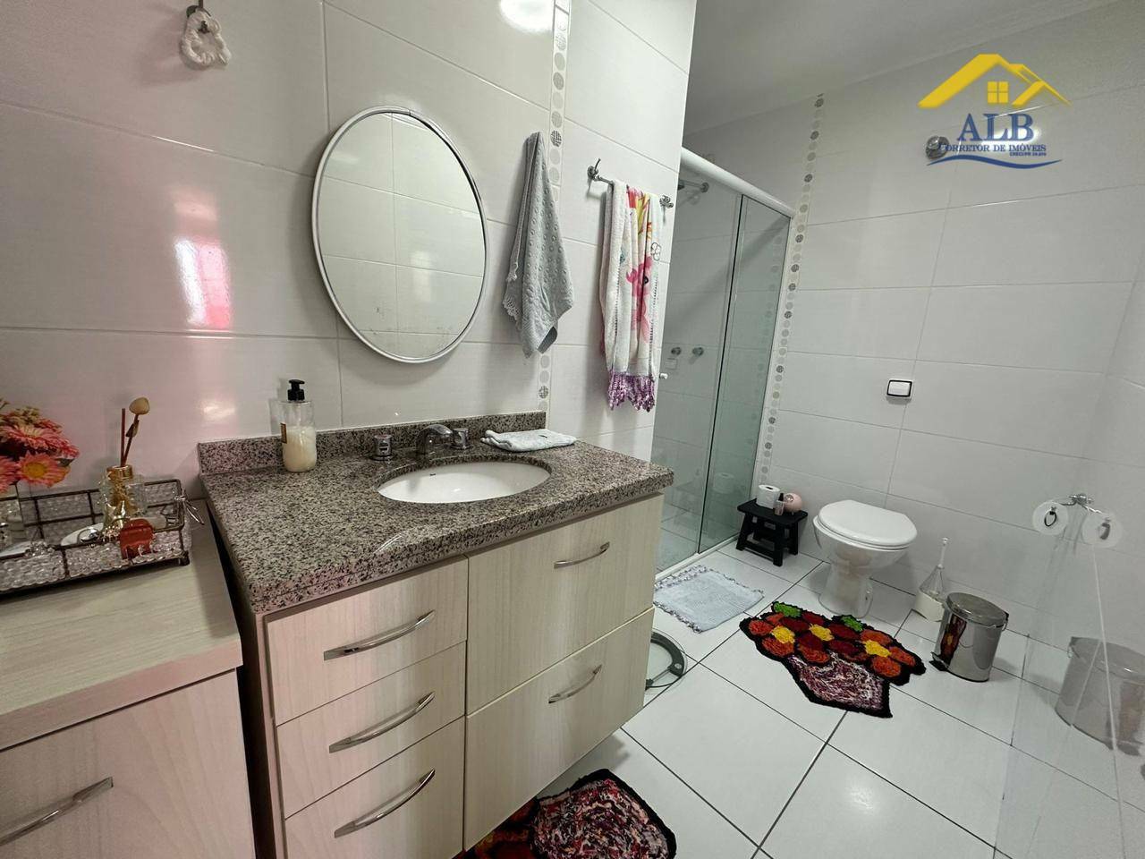 Sobrado à venda com 3 quartos, 200m² - Foto 35