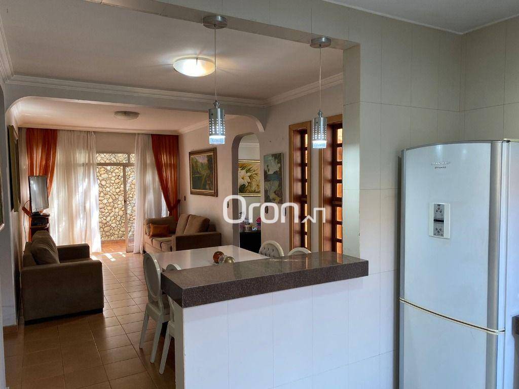 Casa à venda com 5 quartos, 400m² - Foto 5