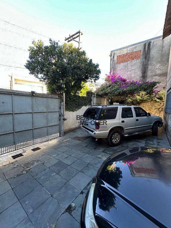 Sobrado à venda com 4 quartos, 300m² - Foto 4