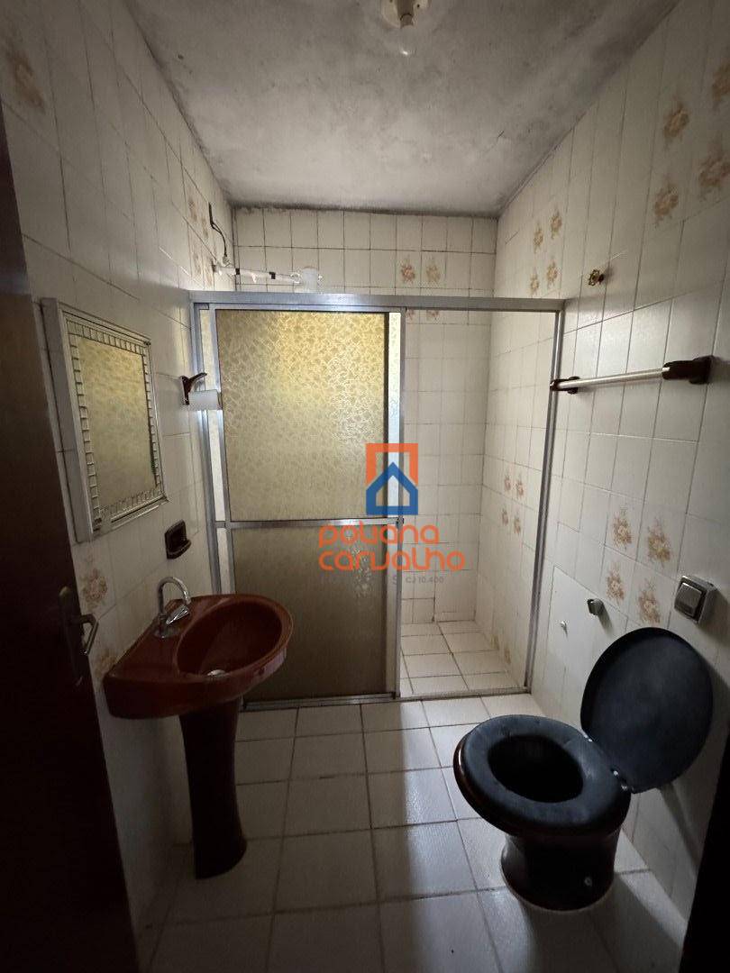 Casa para alugar com 3 quartos, 100m² - Foto 14