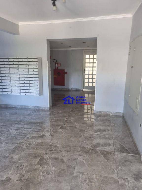 Apartamento à venda com 2 quartos, 48m² - Foto 18