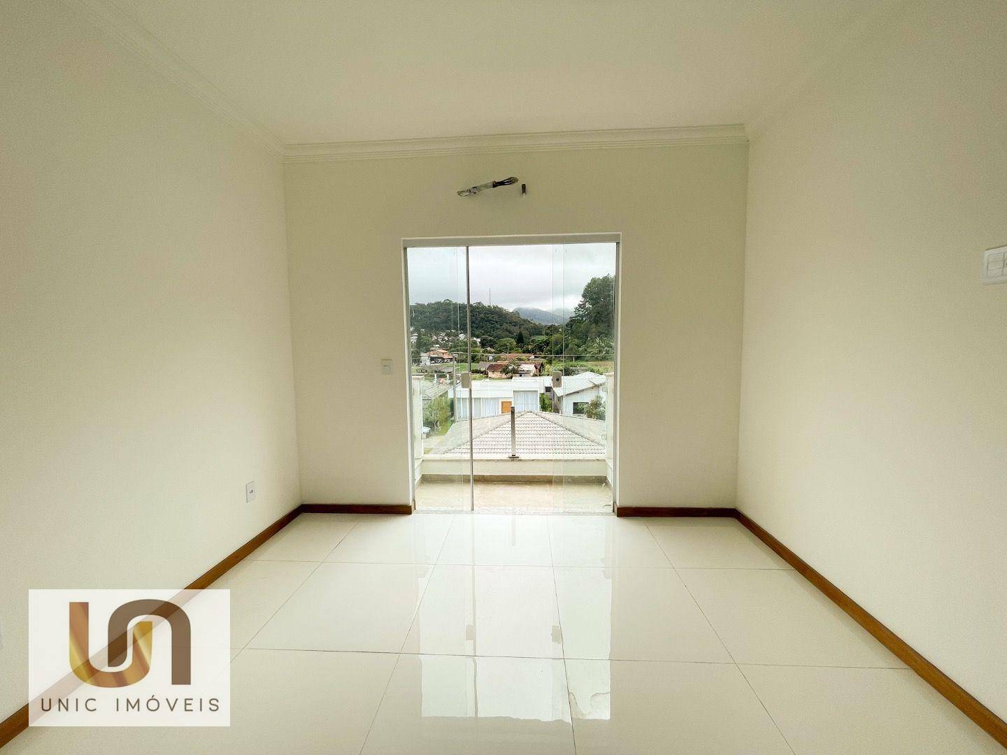 Casa de Condomínio à venda com 6 quartos, 267m² - Foto 15