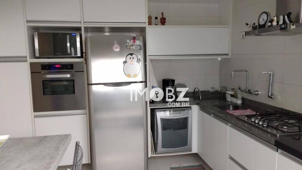 Casa à venda com 3 quartos, 142m² - Foto 13